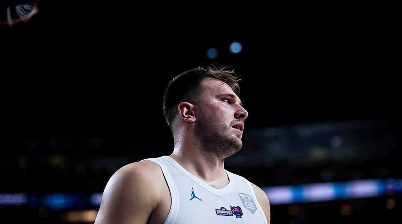 kaiyun-包含芝加哥公牛迎欧超杯关键赛,今晨队长鼓劲,话题不断,身体对抗强度拉满的词条